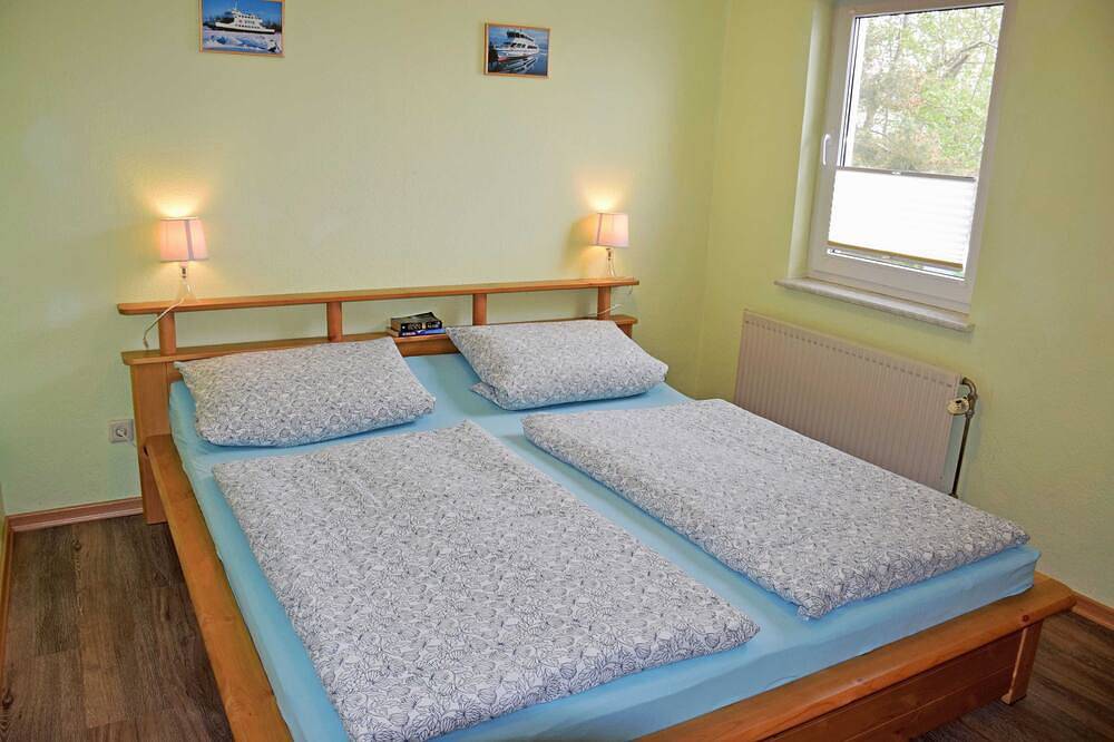 Ganze Wohnung, Ferienhaus in Plogshagen auf Hiddensee - Ferienhaus in Plogshagenauf Hiddensee in Neuendorf Insel Hiddensee, Hiddensee
