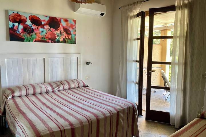 Ganze Wohnung, Villa in Peri - Zwei 5 Betten mit überdachter Terrasse Seaview in Rio nell'Elba, Rio