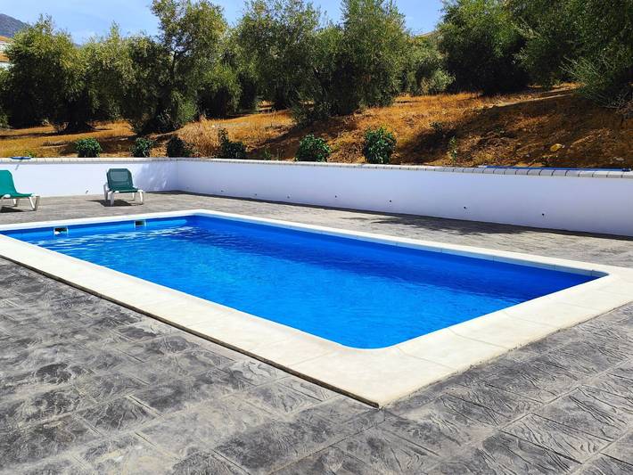 Location de vacances pour 6 personnes, avec jardin ainsi que piscine et terrasse, animaux acceptés à Algodonales - 3