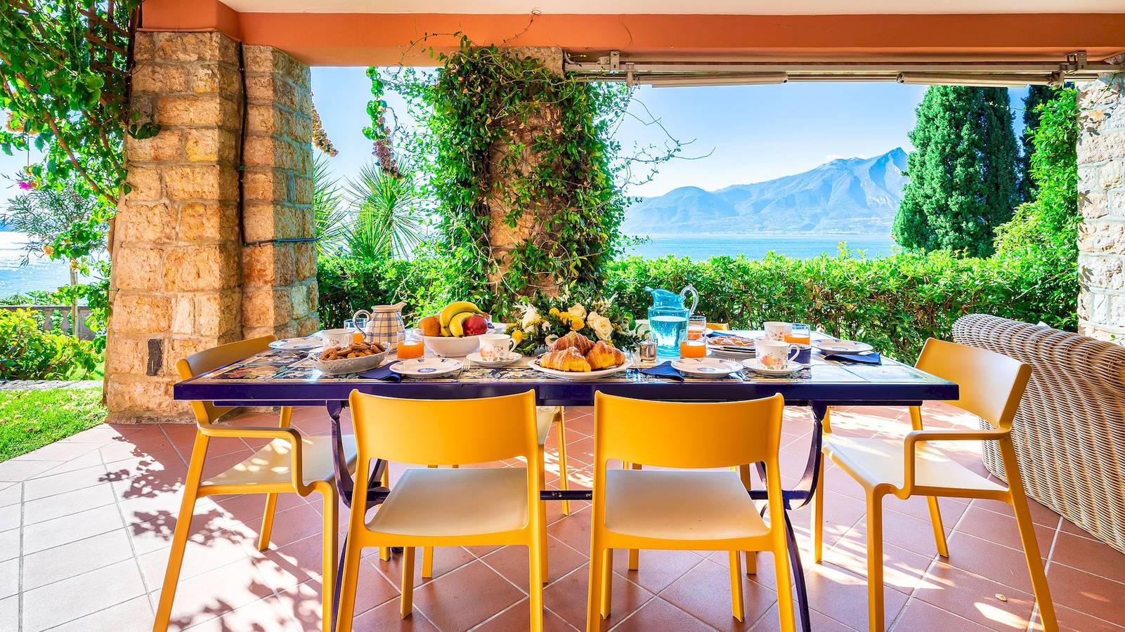 Villa pour 7 personnes avec terrasse in Torri del Benaco, Montagnes autour du lac de Garde