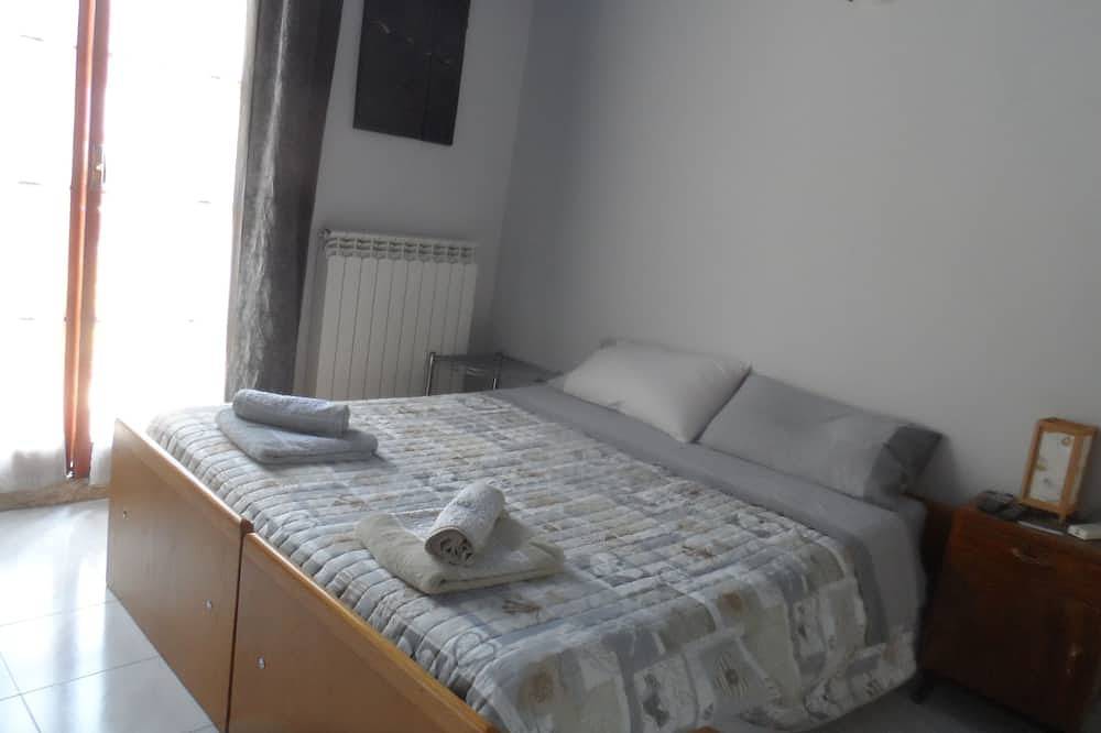 Maison Mare & Monti At the foot of Mount San Bartolo a stone's throw from the beach. in Pesaro, Valle del Metauro