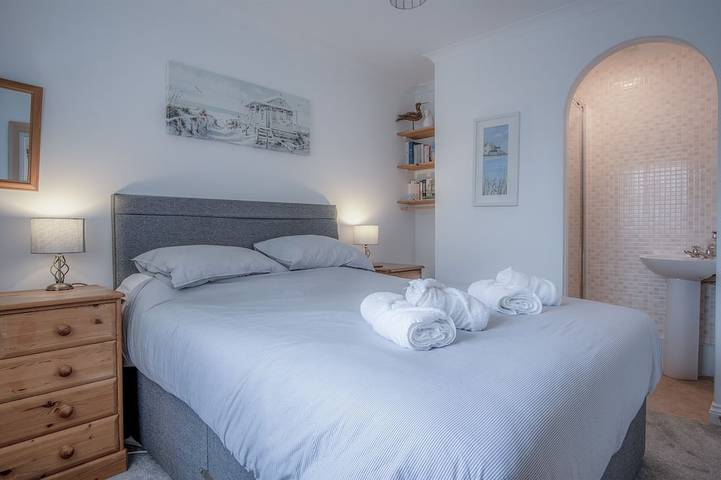 Day Dreams , 3 Bed House,  Close To Saundersfoot Village Centre (With Wi Fi) in Saundersfoot, Pembrokeshire