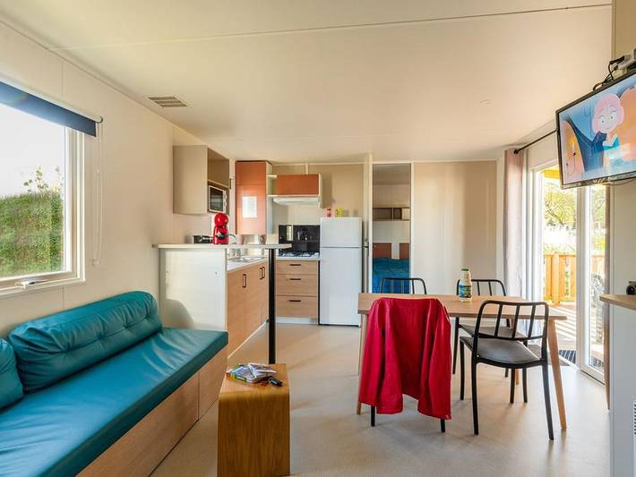 Camping Les Carolins - Mobilhome 7 personnes - Premium Jardin- 38.5m² - 3 chambres - 2 Sdb- 2 Wc in Port-Bail-sur-Mer, Côte de la Déroute