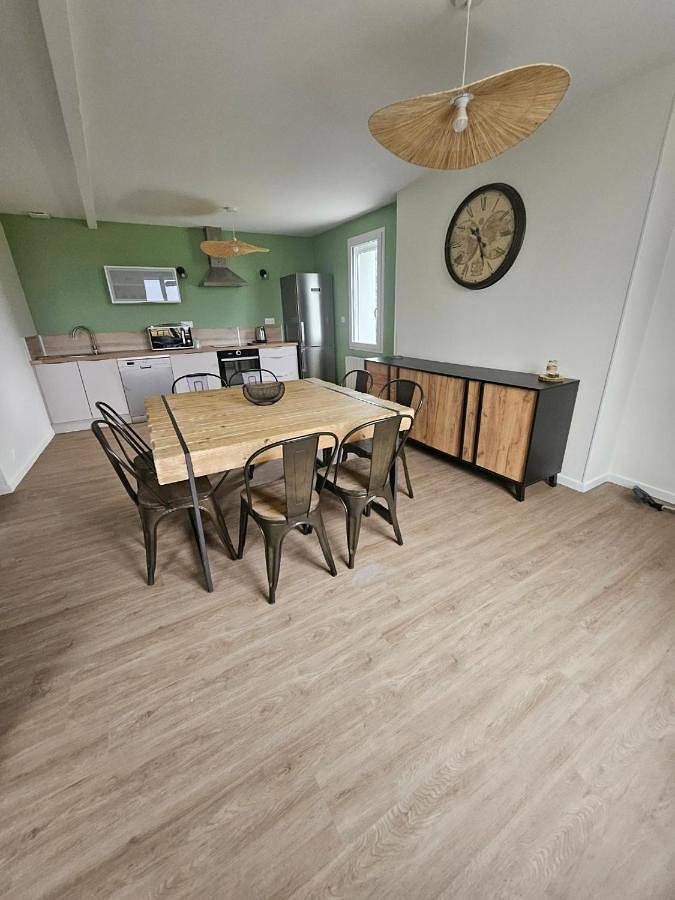 Gîte pour 8 personnes, avec balcon à Tourville-les-Ifs