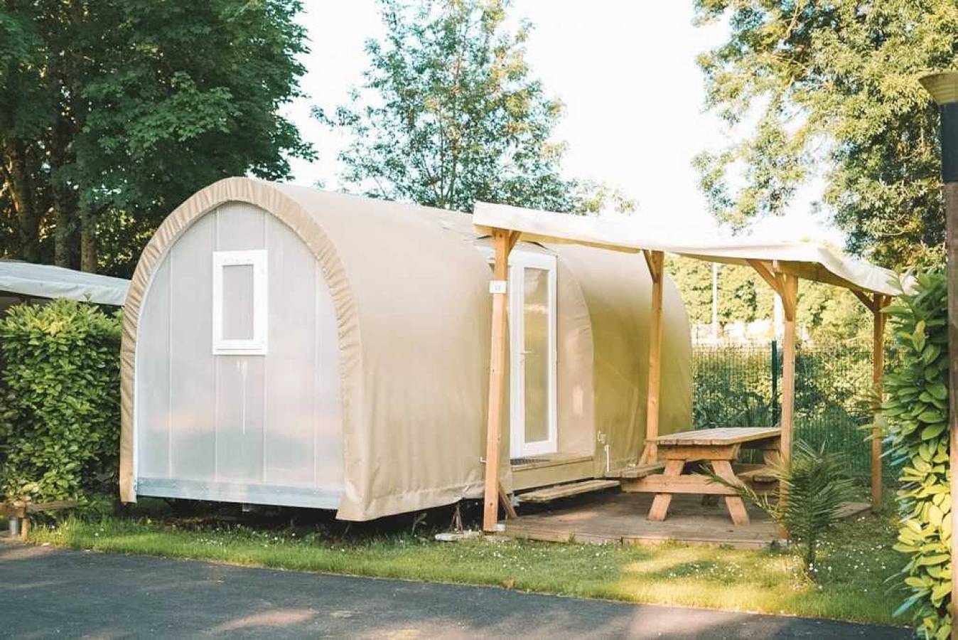 Camping 3 étoiles - Piscine  - ccbbbff in Surgères, Rochefort und Umgebung
