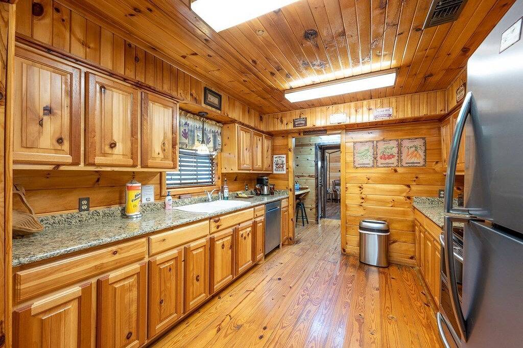 Log Cabin for 10 Guests in Broken Bow, Broken Bow Lake