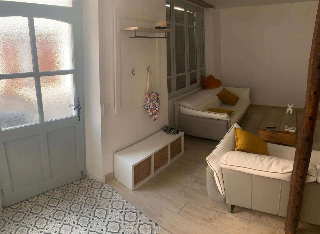 Two-Bedroom House in Mazères, Ariège