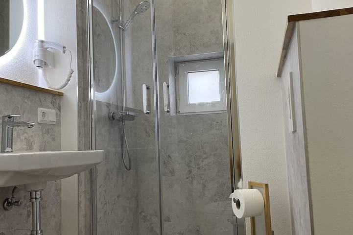 Ganze Wohnung, Modernes, großes City Apartment 95 qm in Meuselwitz in Meuselwitz, Ostthüringen