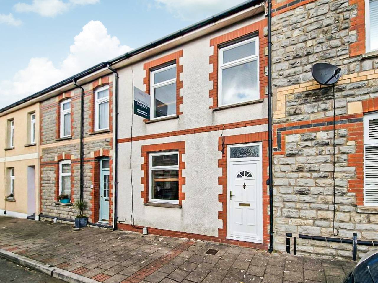 Hysryb Cottage in Penarth, Cardiff
