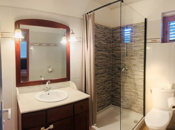 Apartamento entero, Amplio apartamento en Diamante, 150 m² con piscina in Le Diamant, Martinica