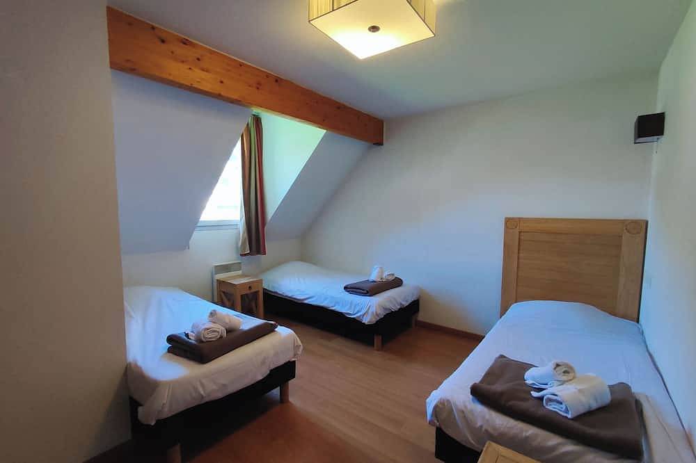 Entire apartment, Résidence Val de Roland - Apartment  duplex 8 people in Luz-Saint-Sauveur, Pyrenees National Park