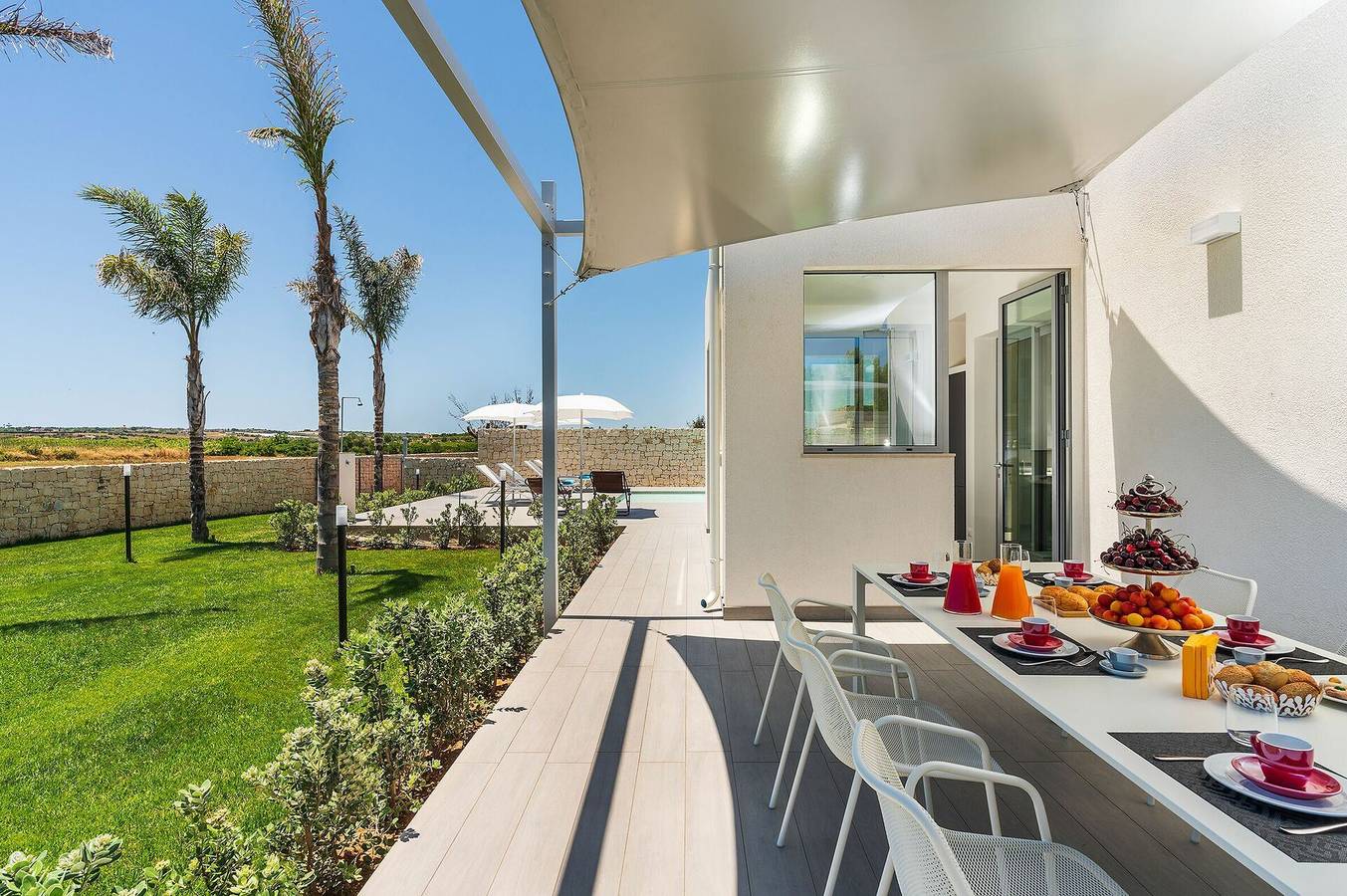 Villa Nica in Reitani, Noto en omgeving
