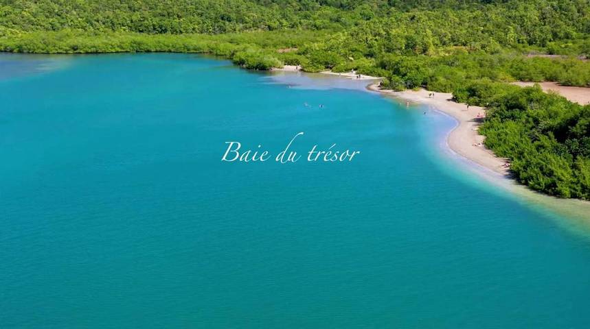 Location de vacances pour 2 personnes, avec vue et jardin en Martinique - 2