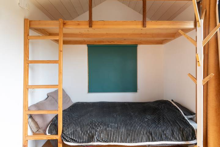 Tiny House 'Très Jolie Tout Confort' avec terrasse privée, jardin privé et Wi-Fi in Bégard, Région de Guingamp