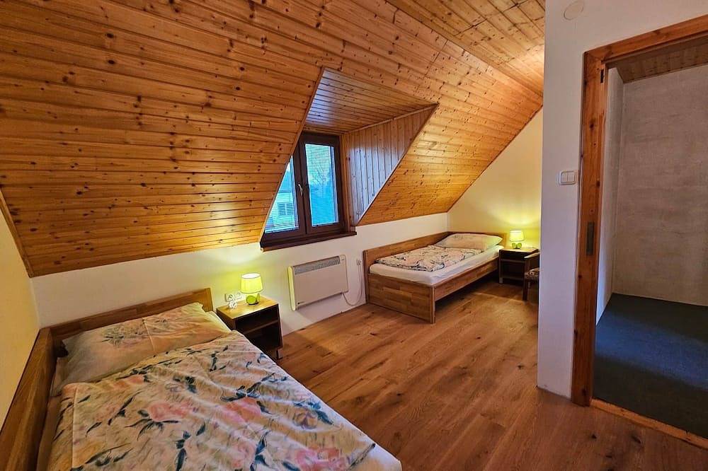 Ganze Wohnung, Maisonette-Wohnung in okres Liptovský Mikuláš