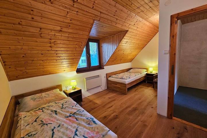 Ganze Wohnung, Maisonette-Wohnung in Low Tatras