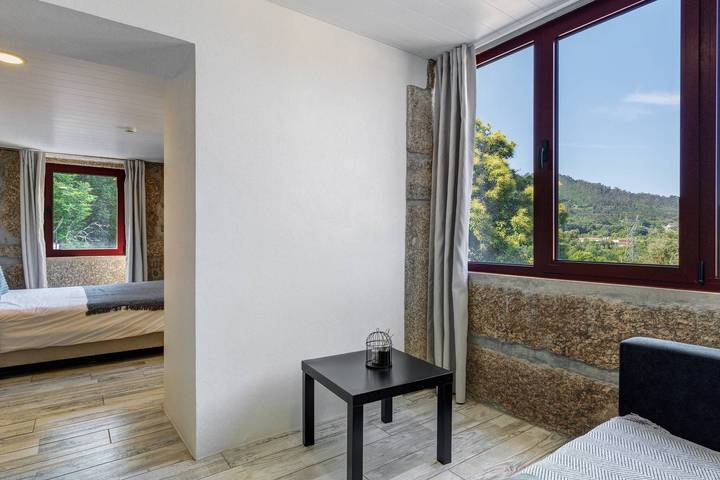 Room 'Room 12 - Quinta Do Avô' with Mountain View, Wi-Fi and Air Conditioning in Terras de Bouro, Braga District