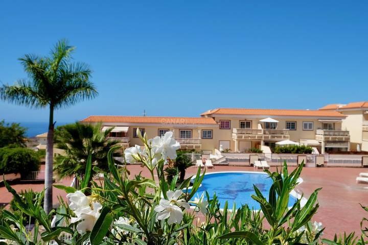 Ferienwohnung für 4 Personen, mit Terrasse und Pool sowie Kinderpool und Meerblick - 1