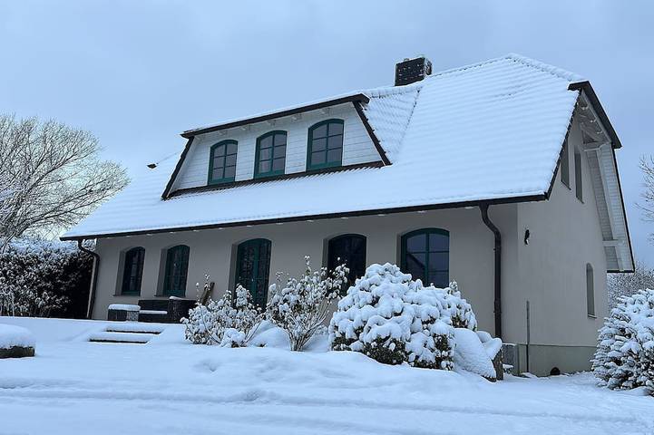 Villa für 14 Personen, mit Garten und Terrasse - 1