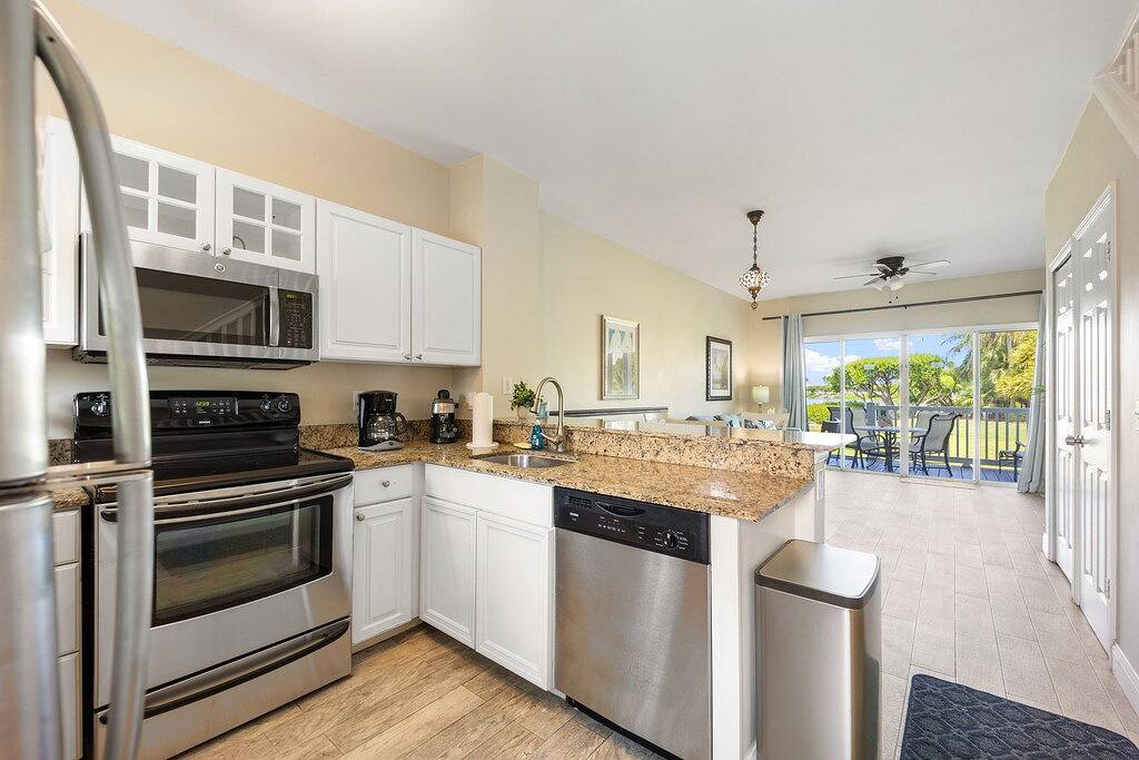 Waterfront Duck Key Villa - Sleeps 6 in Duck Key, Monroe County