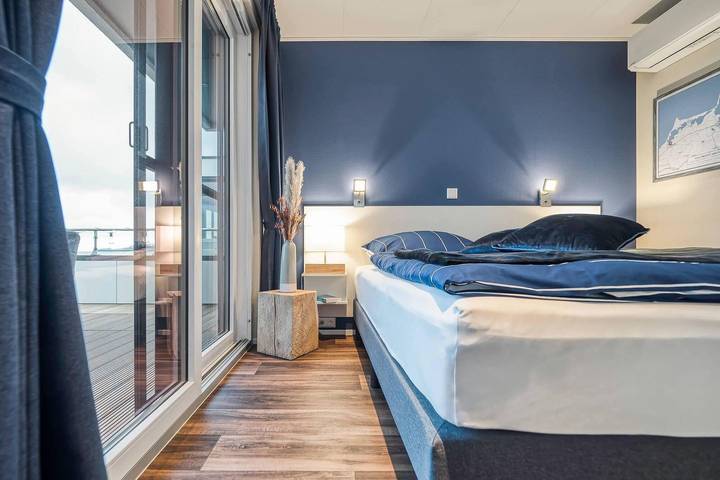 Ferienhaus für 6 Personen, mit Ausblick und Seeblick sowie Terrasse in Ribnitz-Damgarten - 2