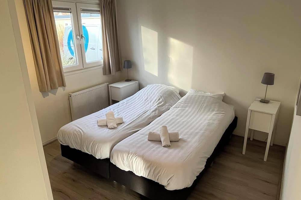 Chalet mit 5 Schlafzimmern und 3 Badezimmern in Hellevoetsluis, Niederländische Nordsee