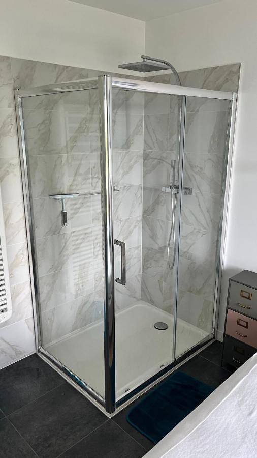 Gîte pour 4 personnes, avec vue ainsi que jardin et vue sur le lac, adapté aux familles dans Station de Monts Jura - 4