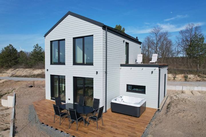 Ferienhaus für 8 Personen, mit Whirlpool und Garten sowie Balkon in Elsterheide - 2