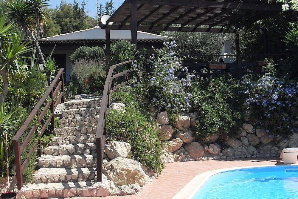 Giallonardomare Villa with pool and stunning sea views in Spiaggia Giallonardo I, Realmonte