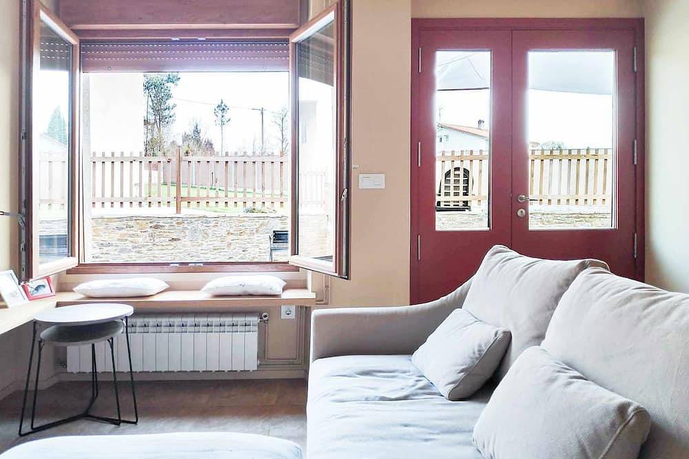 Ag Casa Rural Carballo, jardín y playa a 14km in Carballo, Costa de Galicia