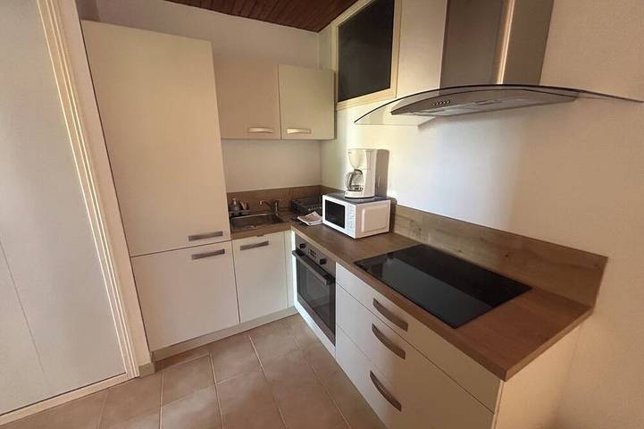 Gîte pour 5 personnes, avec jardin dans Plage de la Roya