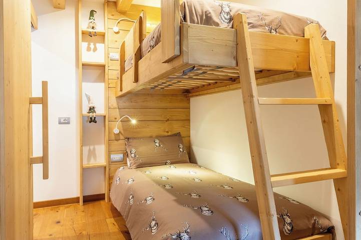 Ganze Wohnung, Baita La Cascata new apartment between Bormio and Livigno with sauna and garden in Isolaccia, Valdidentro