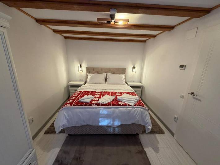 Gîte pour 4 personnes, avec vue et jardin, animaux acceptés à Sinaia - 2