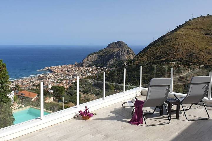 Villa for 6 people, with balcony in Cefalù