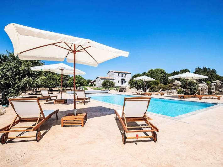 Villa für 4 Personen, mit Garten und Pool - 1