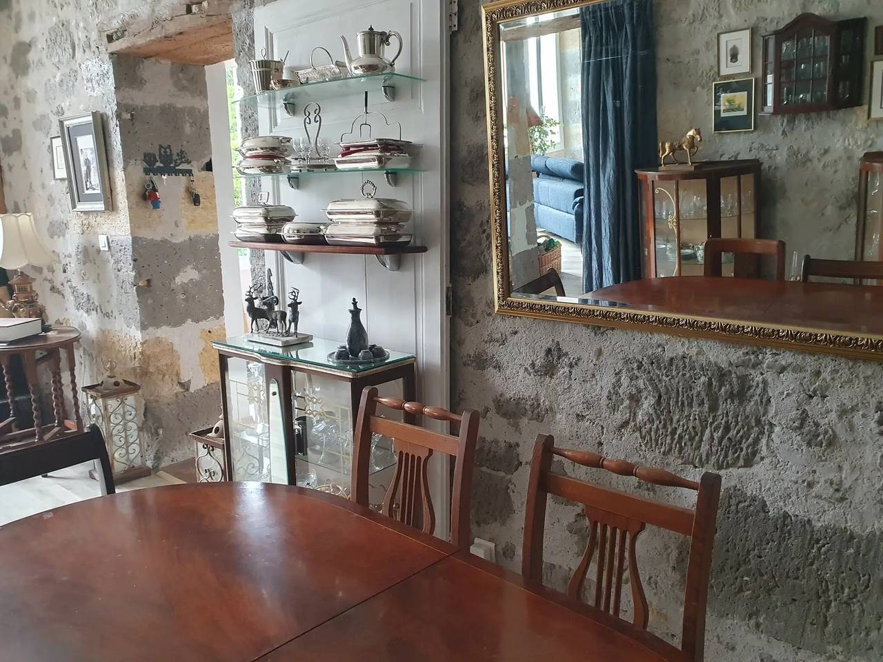 Chambre Lavande aux Quatre Vents met gedeeld terras en tuin in Francescas, Nérac en omgeving