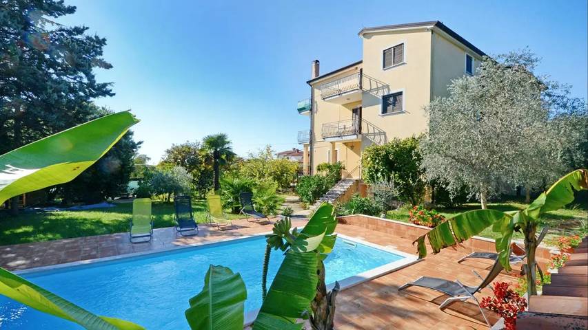 Ferienwohnung für 4 Personen, mit Pool