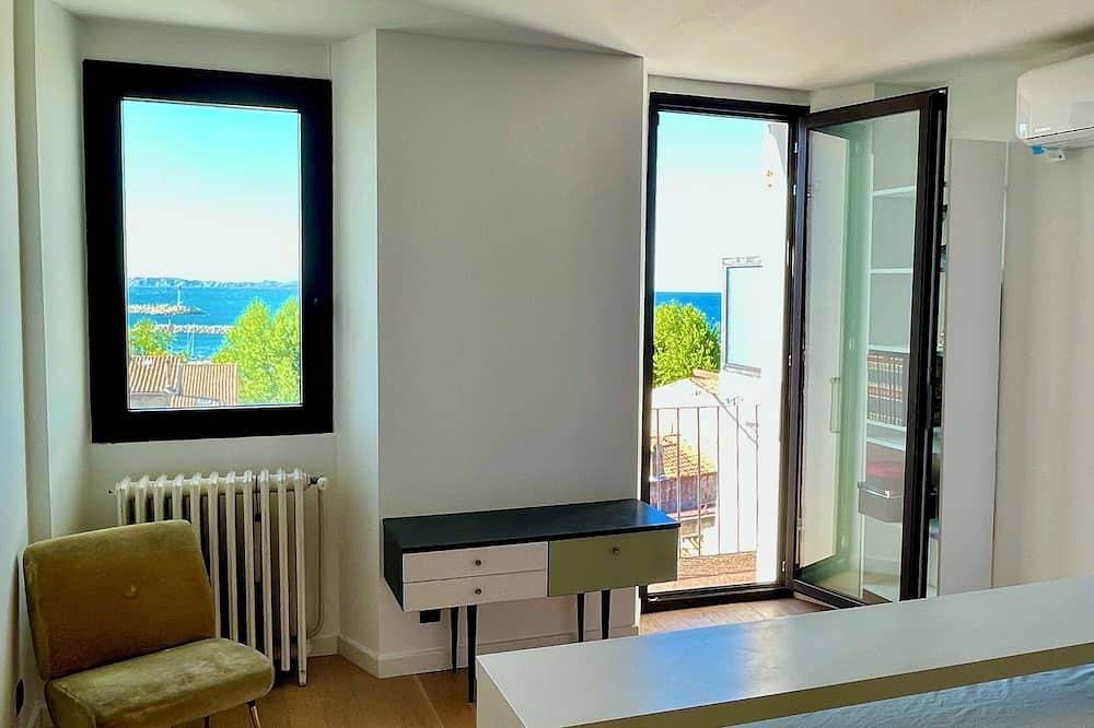 Duplex de charme rénovée, vue mer in Marseille, Région de Marseille