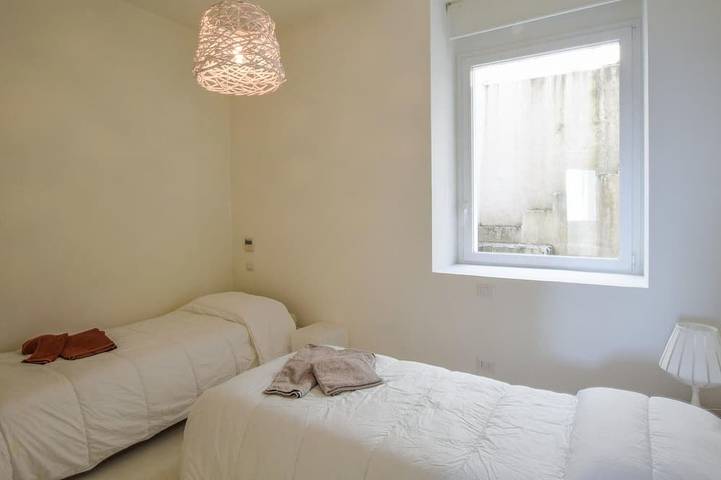 Casa fronte mare a Scilla con WiFi in Lido Antares Beach, Scilla