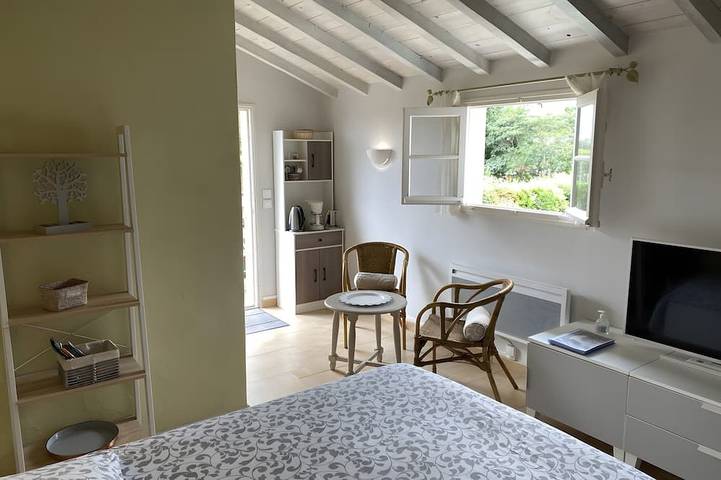 Chambre d’hôte pour 2 personnes, avec jardin à Sare - 4