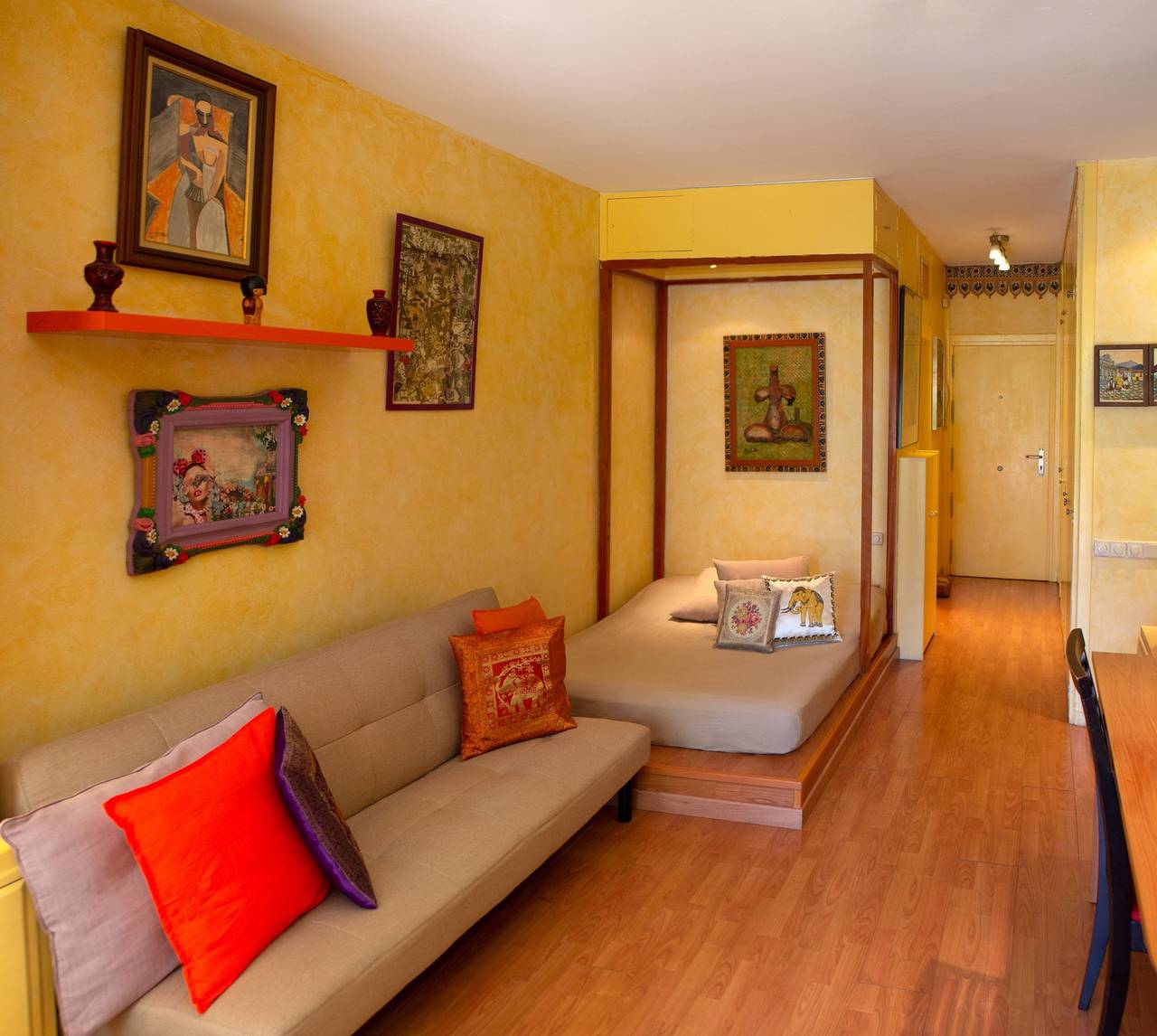 Estudio entero, Estudio tranquilo en Madrid - 35 m² con piscina compartida in Chamartín (Madrid), Madrid