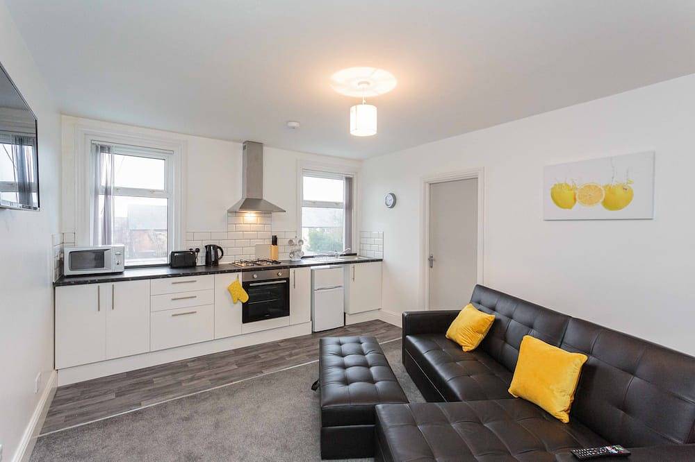 Entire apartment, Cherry Property - Hornby Road - Lemon suite in Blackpool Pleasure Beach, North West England