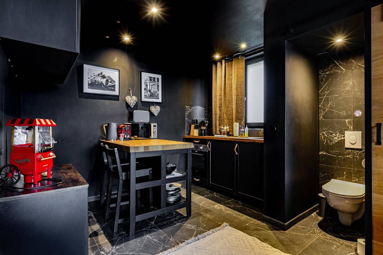Appartement entier, Refuge des Amoureux-Jacuzzi Sauna-Climatisation in Truchtersheim, Région de Strasbourg