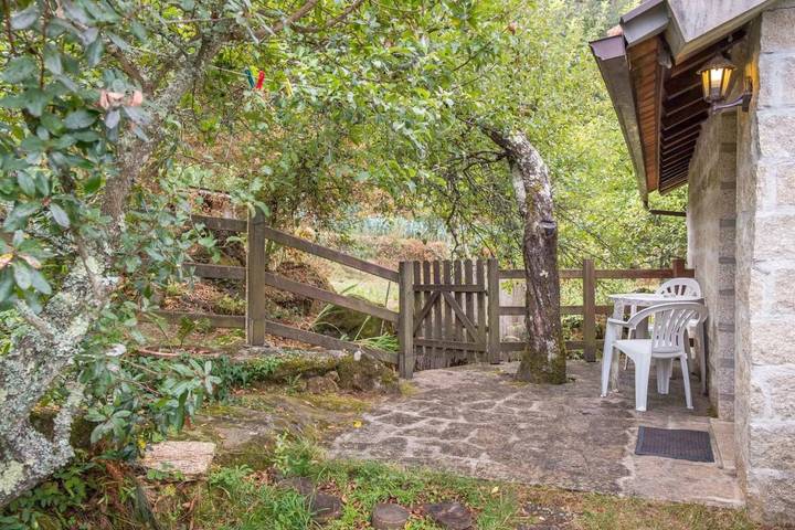 Location de vacances pour 2 personnes, avec vue et jardin à Oliveira de Frades - 4