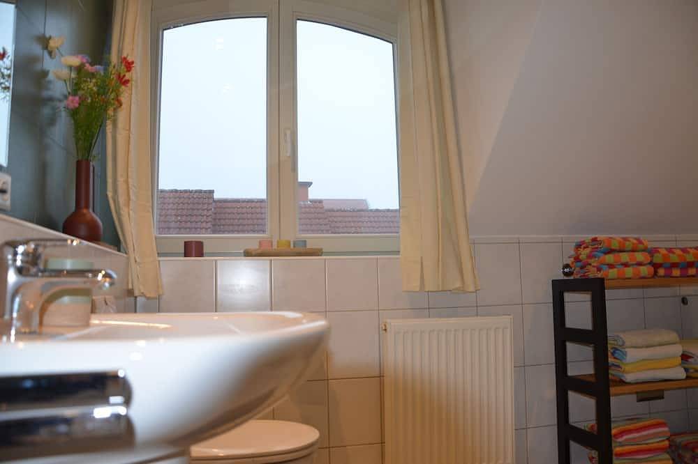 Entire apartment, Small oasis in the middle of the Bad Salzuflen spa area. Quiet and bright! in Bad Salzuflen, Kreis Lippe