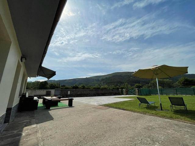 Two-Bedroom House in Cabezón de la Sal, Costa de Cantabria