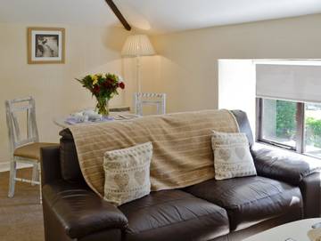 Vacation Rental for 2 Guests in Cornwall, England, Picture 2