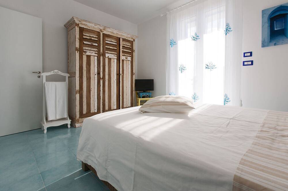 Ganze Wohnung, 301 Das türkisfarbene Herrenhaus in Marina di Pescoluse, Pescoluse