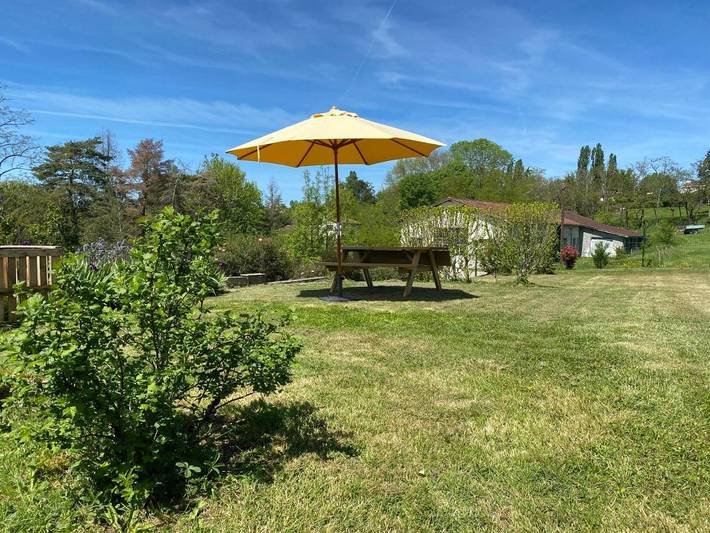 Location de vacances pour 2 personnes, avec vue et jardin à Villeneuve-sur-Lot - 2
