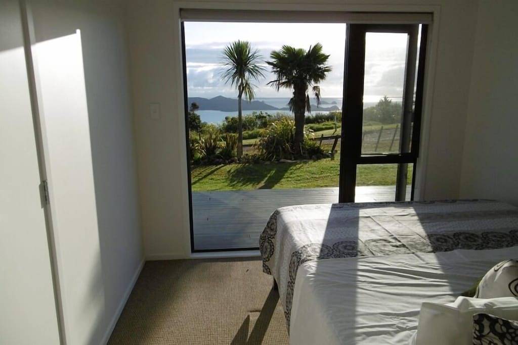 Entspannen Sie sich und genießen Sie den weiten Meerblick in Northland